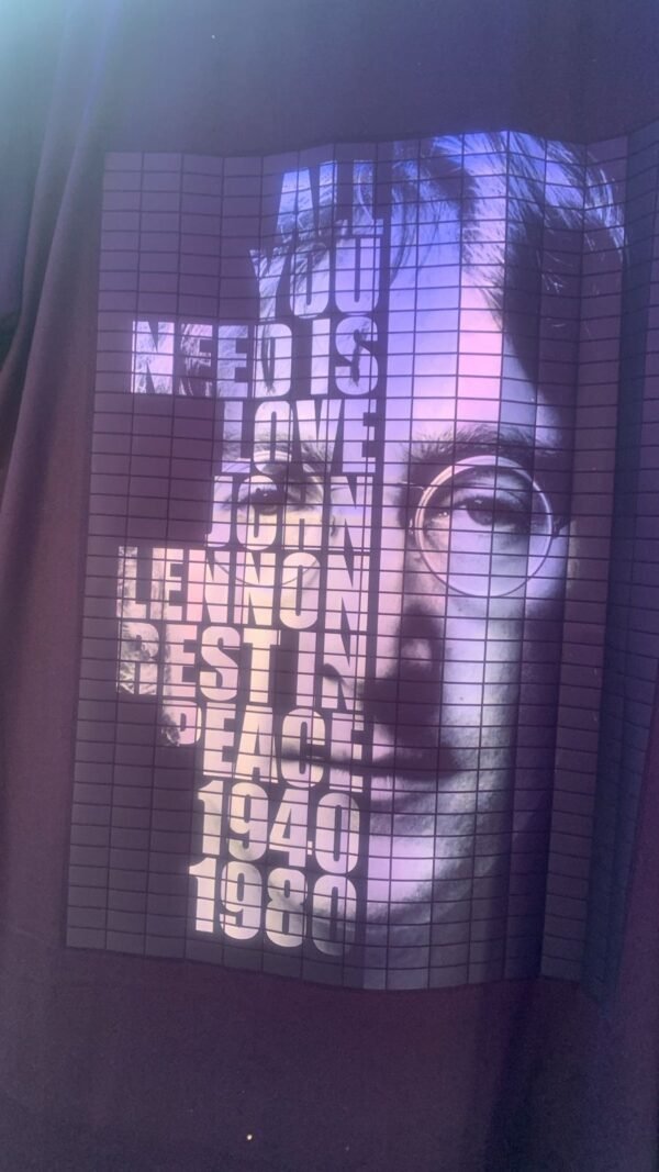 playera negra, rock de beatles dorada 003 (copia)