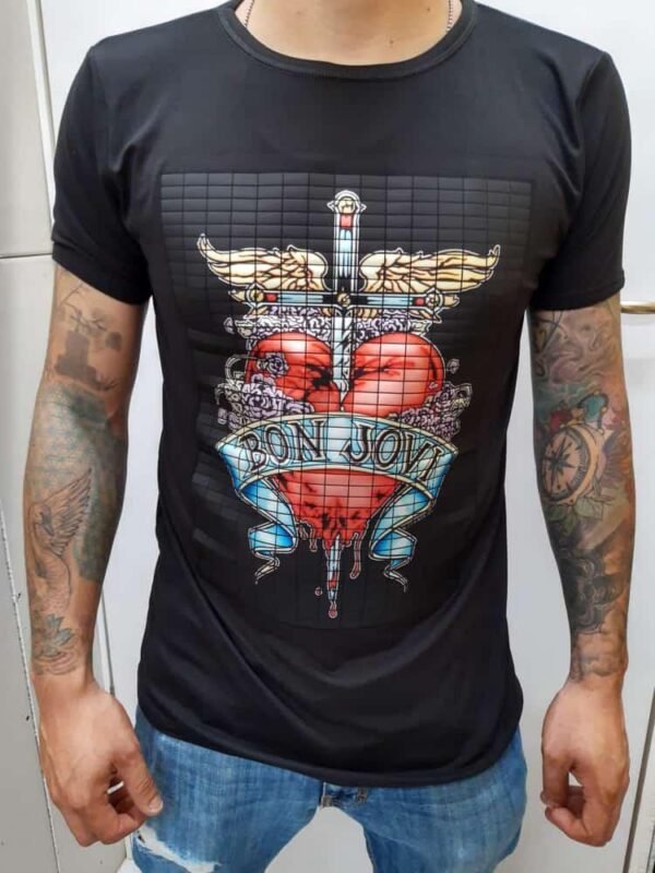 playera negra, rock de audífonos punk (copia)